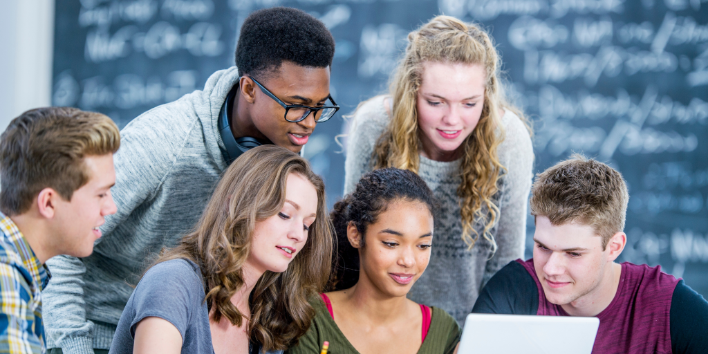 Express business-cours pour enfants et adolescents

Durée : 11 mois  | 2 heures de cours par semaine

Âge : 9-12 ans  |  13-16 ans

INSCRIVEZ VOUS →